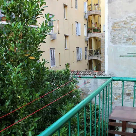 Crispi Design Appartement